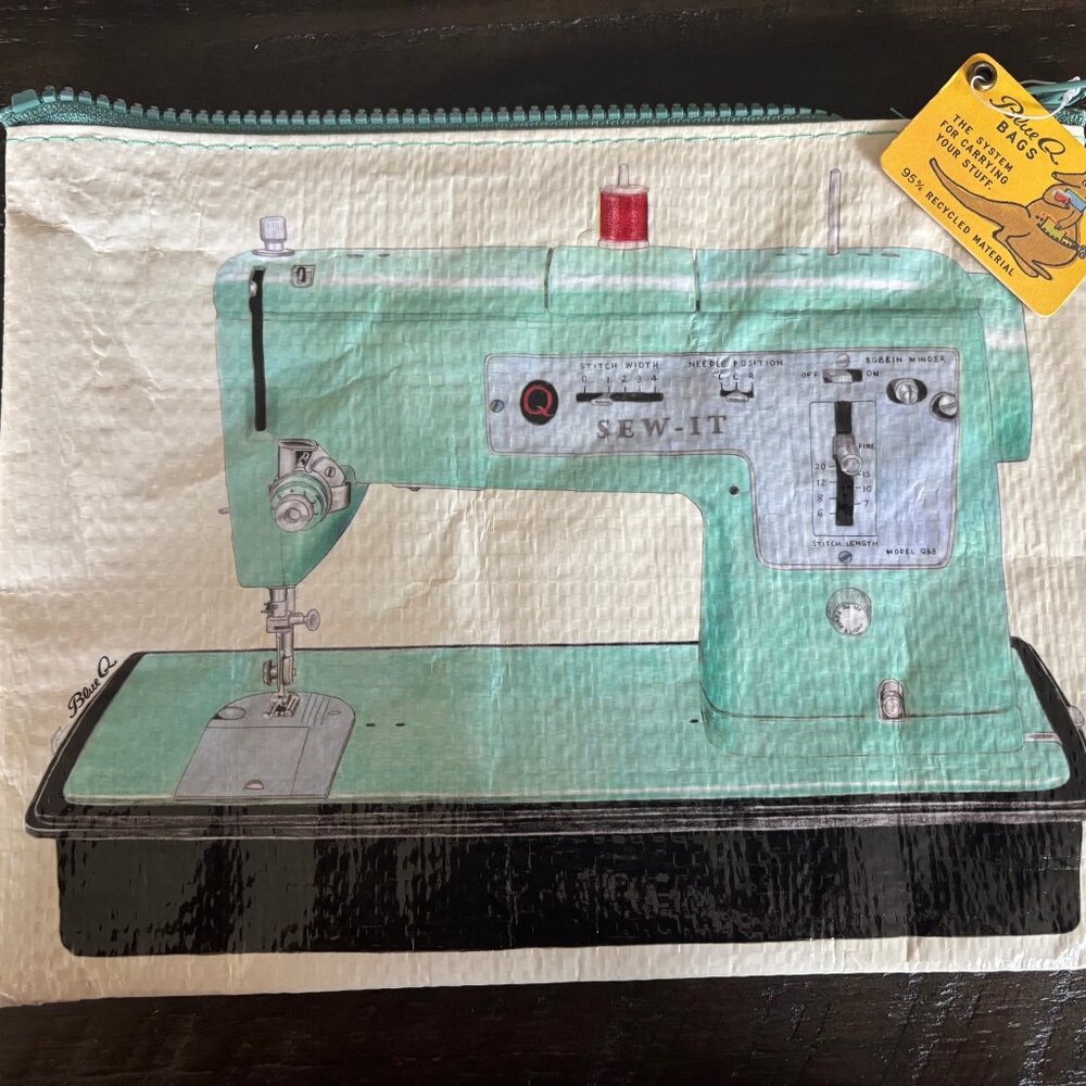 Blue Q Sew-It Zip Pouch NWT Vintage  Sewing Machine
